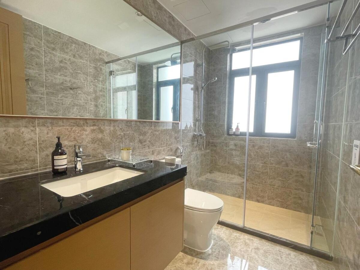 Pangsapuri Rnf 2 Bedroom Escape With Netflix Side Sea View Johor Bahru