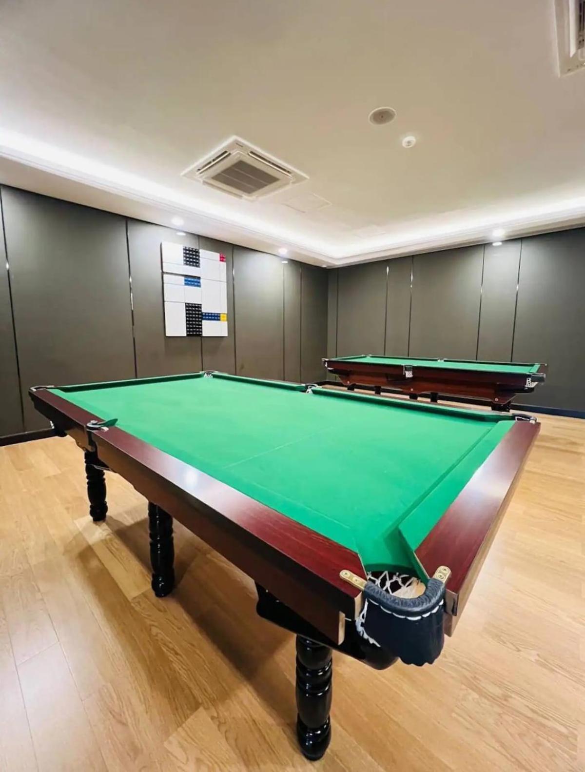 Apartemen Rnf 2 Bedroom Escape With Netflix Side Sea View Johor Bahru